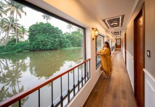 Emperor Cruises V Luxury 5 Bedroom Houseboat - 4
