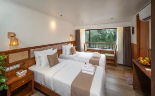 Emperor Cruises V Luxury 5 Bedroom Houseboat - 2
