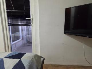 Luxe City Apartment - 1