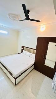 Laxmi Home Stay - 6