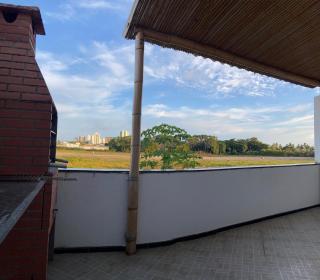 Sua casAju com café da manhã! - 2