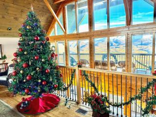 Tanasi Lodge Wake Up to Top-of-the-World Views 10BR Sleeps 30 - 9