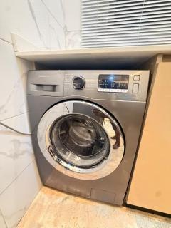 Cozy 1-bed in Eastlegon, 12 mins to the Airport - 2