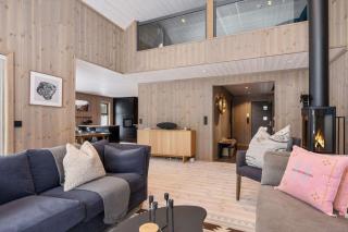 Modern 5-BR Chalet, Sauna, Views Trysil - 4