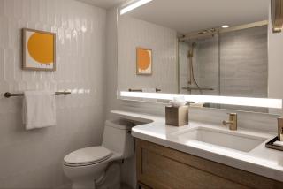 The Sunny Miami Sunny Isles Beach,Curio Collection By Hilton - 4