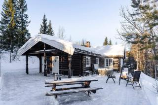 TH590 6BR Ski-in/out Chalet, Hot Tub & Sauna - 4
