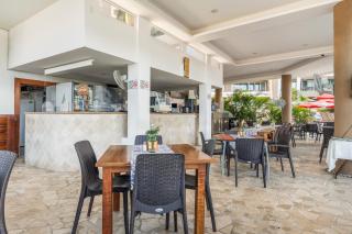 Luxurious Oceanfront Apartment 4 Bedrooms & Amenities - 3