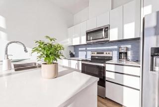 Waterfront Condo Pool & Hot Tub Sunset Point - 3