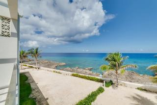 Waterfront Condo Pool & Hot Tub Sunset Point - 2