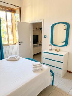 Parcheggio Gratuito - Vicino al Centro e Fiera - 1