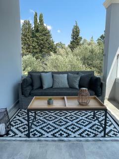 Dalie Luxury Suites Family Apartment - 5