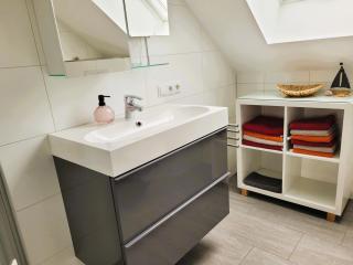 FeWo Stützle - 4 Sterne - DG-O - 52qm - Ferienwohnung mit Balkon und Fahrradgarage - 5