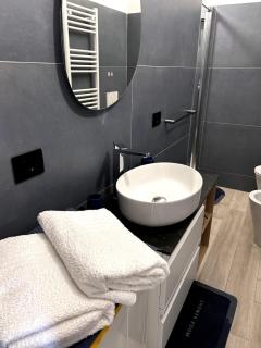 Parcheggio Gratuito - Vicino al Centro e Fiera - 6