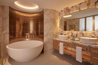 The BoTree London, Curio Collection by Hilton - 3