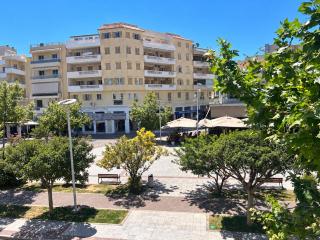 Aristo Square View - 6