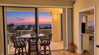 Blue Horizon at Surf Club - Ocean Views 3rd Floor Corner Wraparound Balcony! - 8