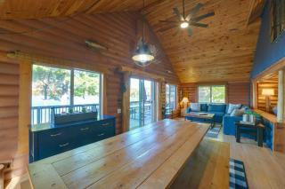 Diamond Lake Waterfront Cabin w/ Deck + Dock! - 5
