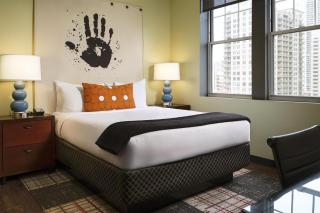 ACME Hotel Chicago, Outset Collection by Hilton - 4