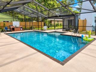 St Augustine 4BR Home with Pvt Pool & Backyard - St. Augustine - 4
