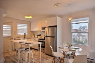 City Center Charming River View AC Free Parking - 5