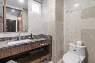 Mismaloya Beachfront 2BR Vista al Mar Albercas Jacuzzi Gym - 2