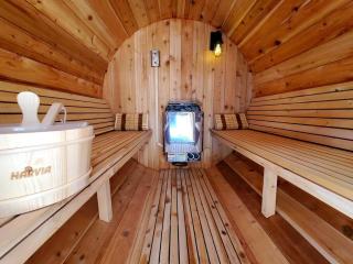 The Western Spa Sauna Bar & Billiards - 7