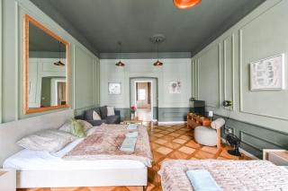 Dvorak Boutique Apt - City Center - with Balcony - Prag - 8