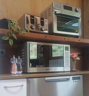 Gully Farm Stay - 1