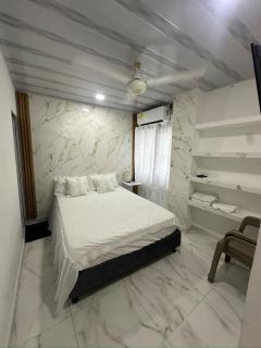 Aparta estudio SAYBER - 0
