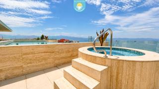 Jacana Condo Serenity 206 Beach Days & Infinity Pool by Kivoya - 0
