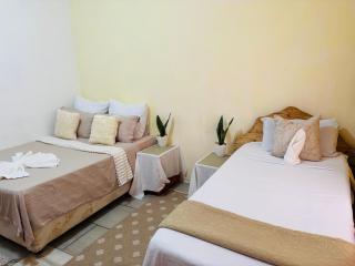 Claires Holiday Home - 2