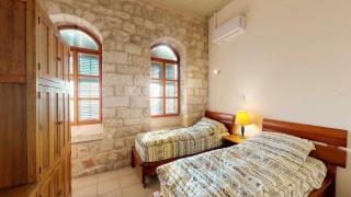 HEMDAT NEFESH - 4