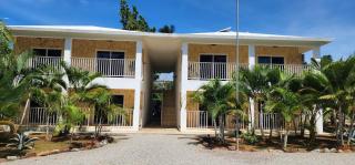 Room for 2 with large pool and close to La Playita - 0