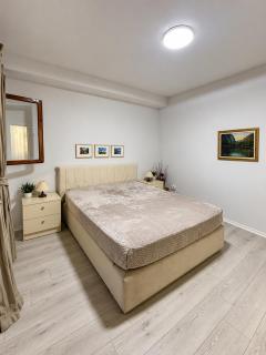 VINEA Apartment Tirana - 2BR & Free Private Parking - 1