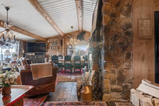 TH587- Premium Ski-inout Chalet, 4 Bed, 4 Bath - 7