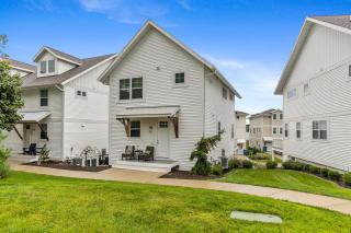 Hot Tub - Saugatuck - Douglas - Luxury Home Sleeps 8 - 6