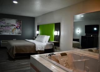 Mound View Inn & Suites - 8