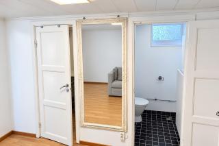 3-Bedroom Garden-Level Apartment with Own Entrance in Kvillebäcken - 3