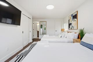 Perch - Sunny Woodinville - 1