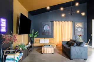 Stylish Home with Pool & Hot Tub near Downtown - 7