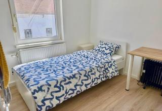 Cosy Apartment near Metro U1 & Free Parking - 9