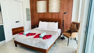 Huge Studio POOL & GYM - Explore Miami's Heat - 9