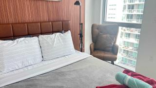 Huge Studio POOL & GYM - Explore Miami's Heat - 1