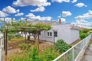 Holiday Home near Beach in Fazana 33466 - 0