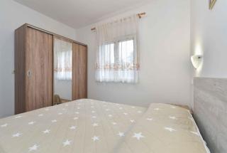 Holiday Home near Beach in Fazana 33466 - 1
