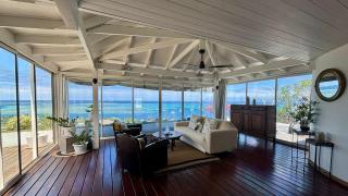 Tahiti Lagoon View - Beautiful Apt with 2 Air-Conditioned Bedrooms - 1