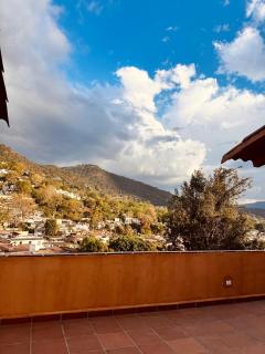 Casa Rústica en el Centro de Valle de Bravo - 8
