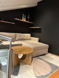 The heart of Tromsø, three floors and modern - 5