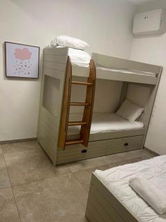 J Tower Luxury - 4