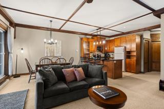 Les Manoirs wPool and Hot Tub near Village 110 7 - 4